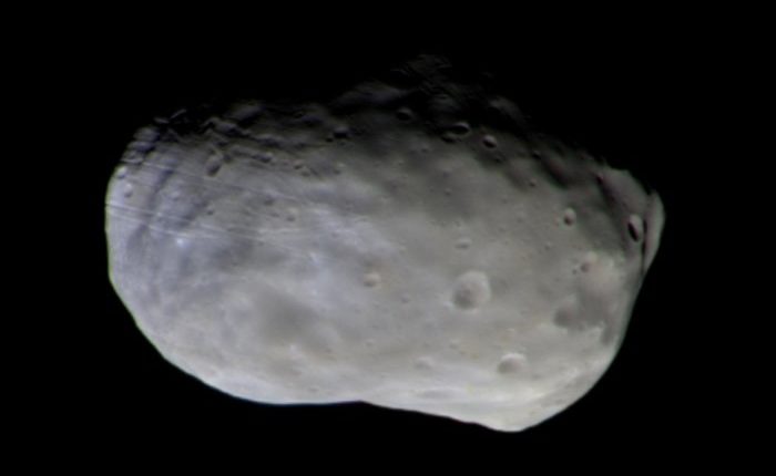Statek misji ExoMars ukazał Phobosa w całej okazałości 