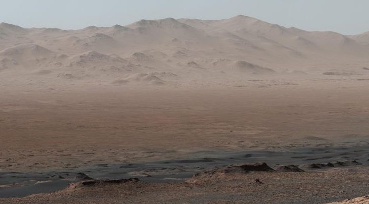 Łazik Curiosity dał nam panoramę Marsa w najwyższej rozdzielczości i jest niesamowita 