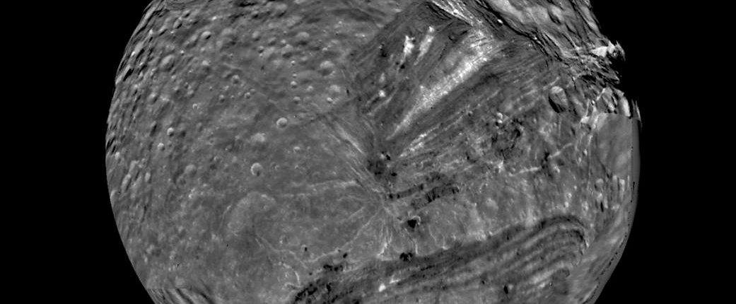 NASA opublikowała zdjęcie satelity Urana po ostatecznym przetworzeniu 