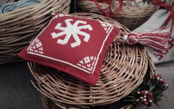 Poduszka Amulet 