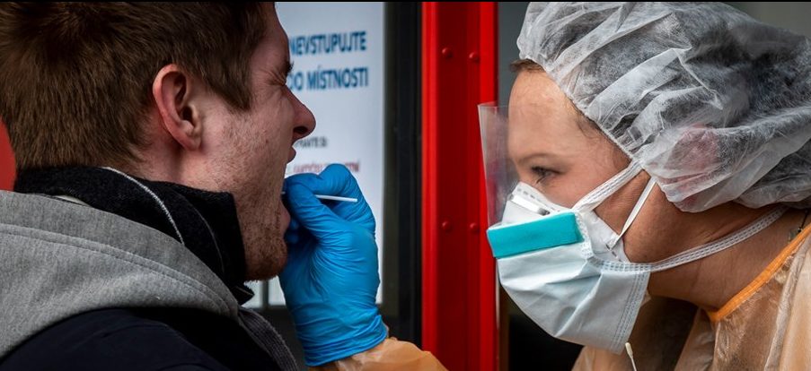 Dlaczego, według WHO, dalsze badania na koronawirusa to jedno z najważniejszych działań 