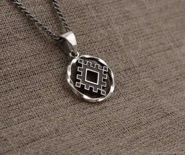 Amulet łopianu szczęścia 