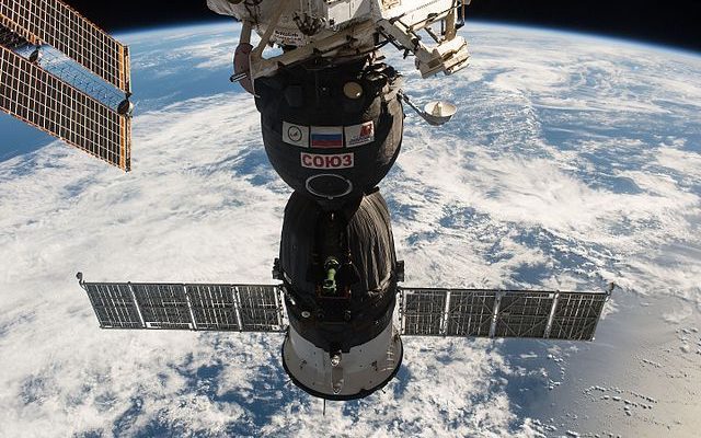 Na ISS przybyło trzech kosmonautów 