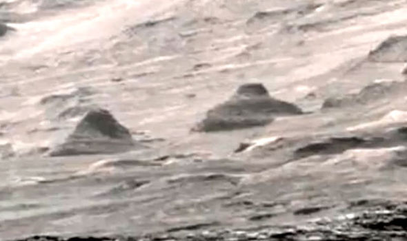 Ufolodzy sprawili, że NASA opublikowała zdjęcia Marsa z piramidami 