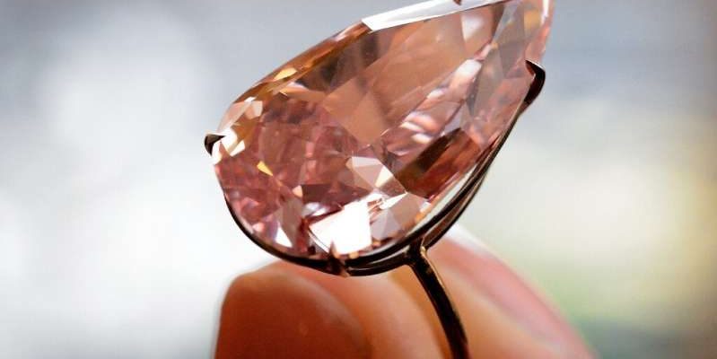 Czas kupić diamenty: największa na świecie kopalnia różowych diamentów zostaje zamknięta 