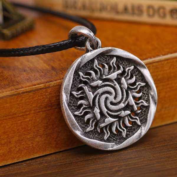 amulet znich oznaczający dla mężczyzn 